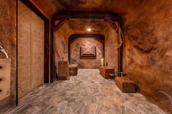 Atlantis Tunnel — PanIQ Room Las Vegas Escape Passage