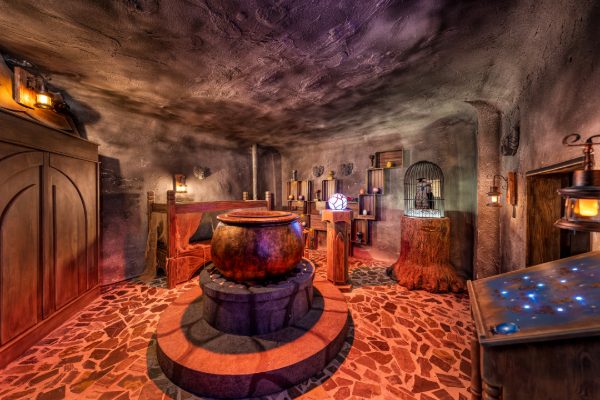 Wizard Trials — Apprentice's Desk · PanIQ Room Las Vegas