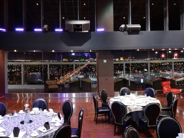 One Six Sky Lounge — 16th-Floor Strip Views, Las Vegas — 360° virtual tour